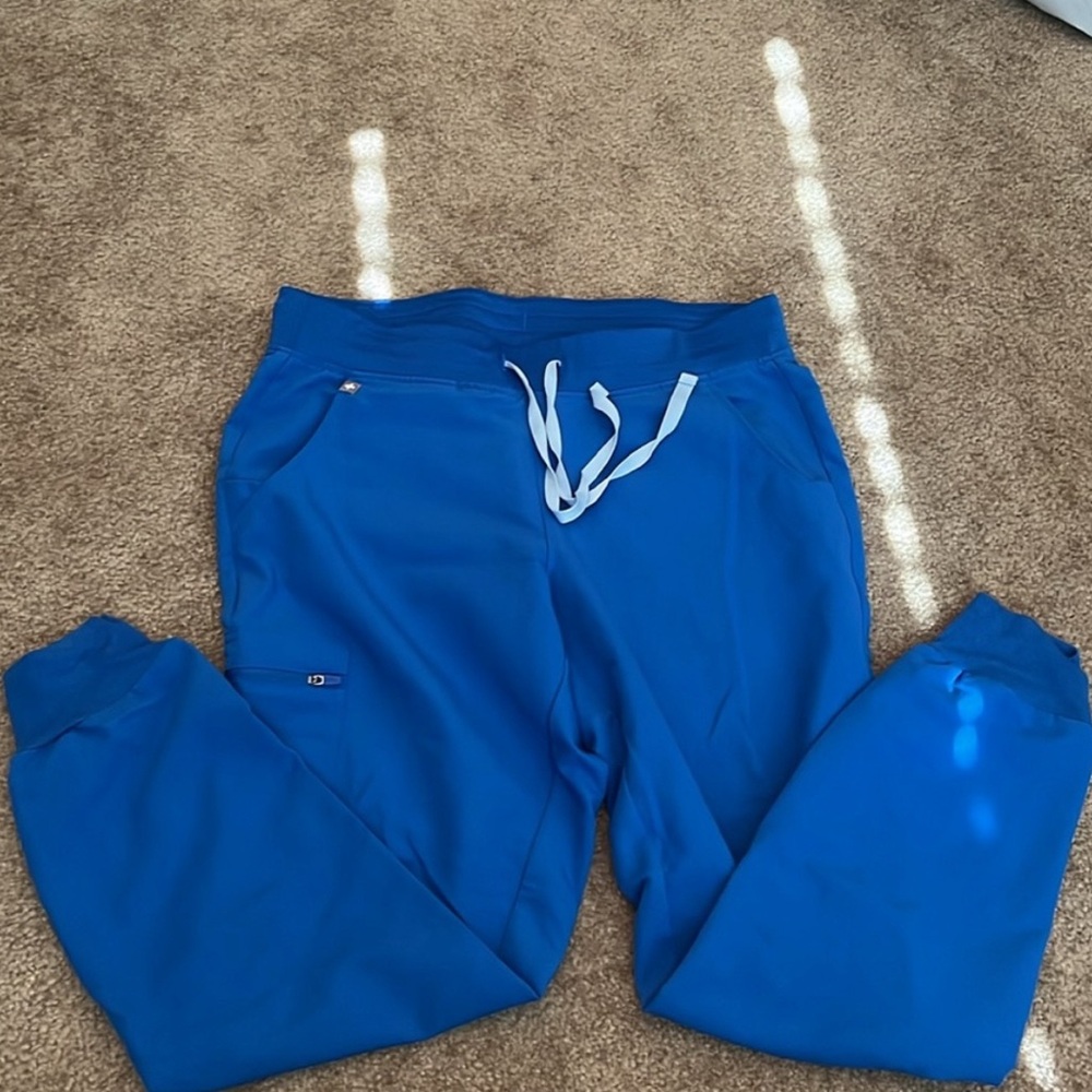 FIGS SCRUB JOGGERS ! Beautiful royal blue, joggers, great condition